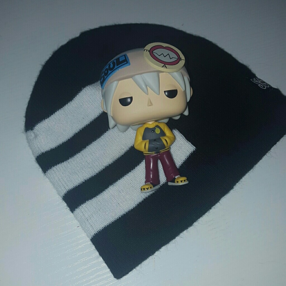 POP! VINYL soul figure and death the kid beanie